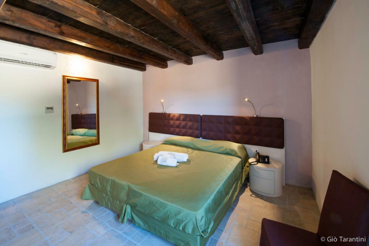 Liscia Country Relais Casa de hóspedes Sant'Antonio di Gallura Exterior foto